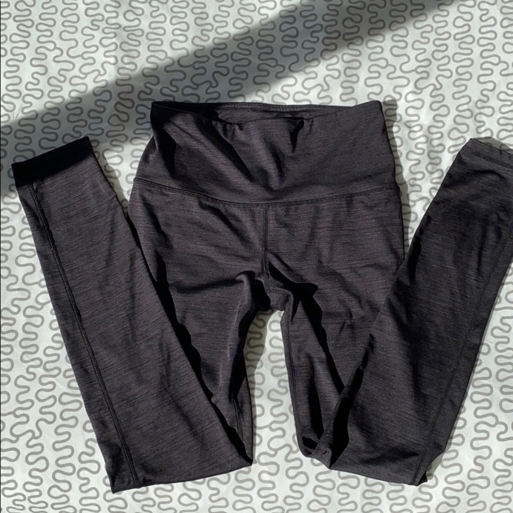 Reebok Mid Rise Ankle length workout leggings - S